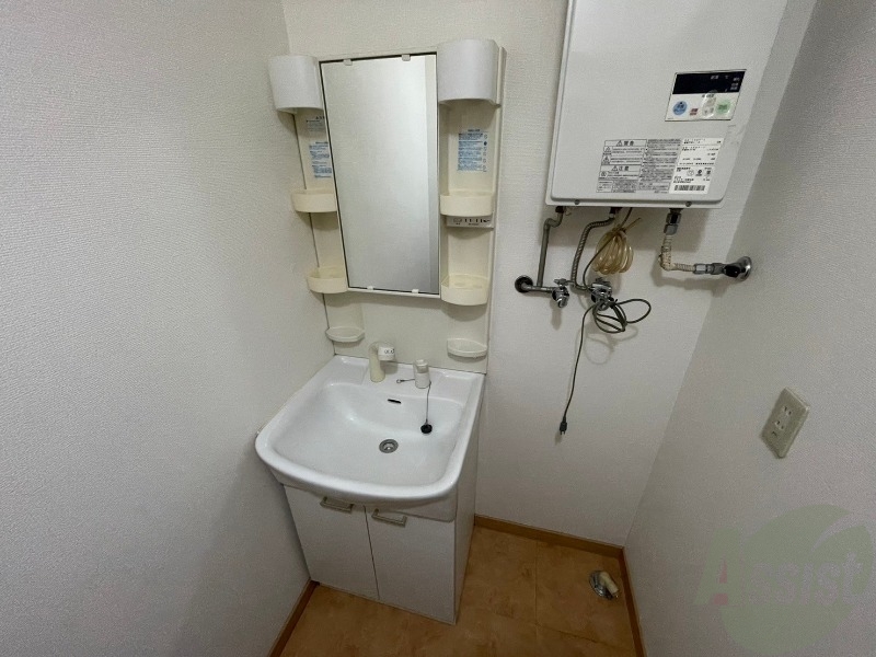 洗面設備　シャンプードレッサーで身支度もラクラクです！