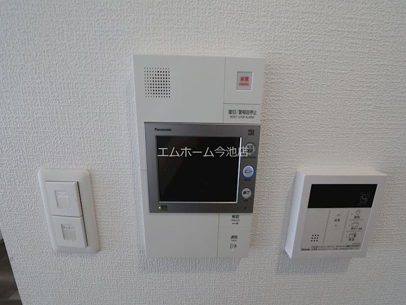 セキュリティ　TVモニター付インターホン完備