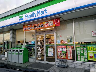 その他　ファミリーマート犬山上野店（その他）まで335m