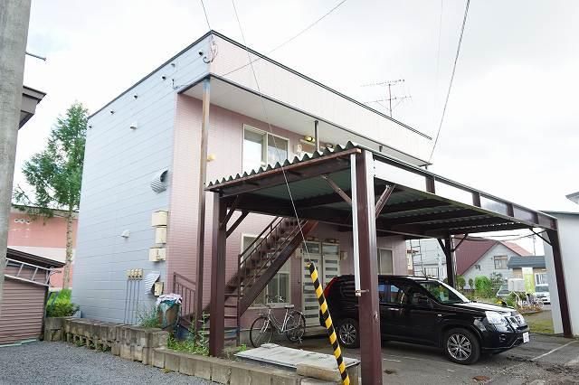 旭町114ハイツの外観写真