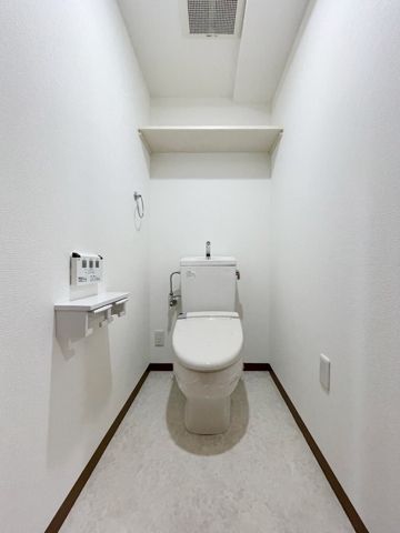 東急東横線 学芸大学駅 徒歩15分 7階建 築26年のトイレ写真
