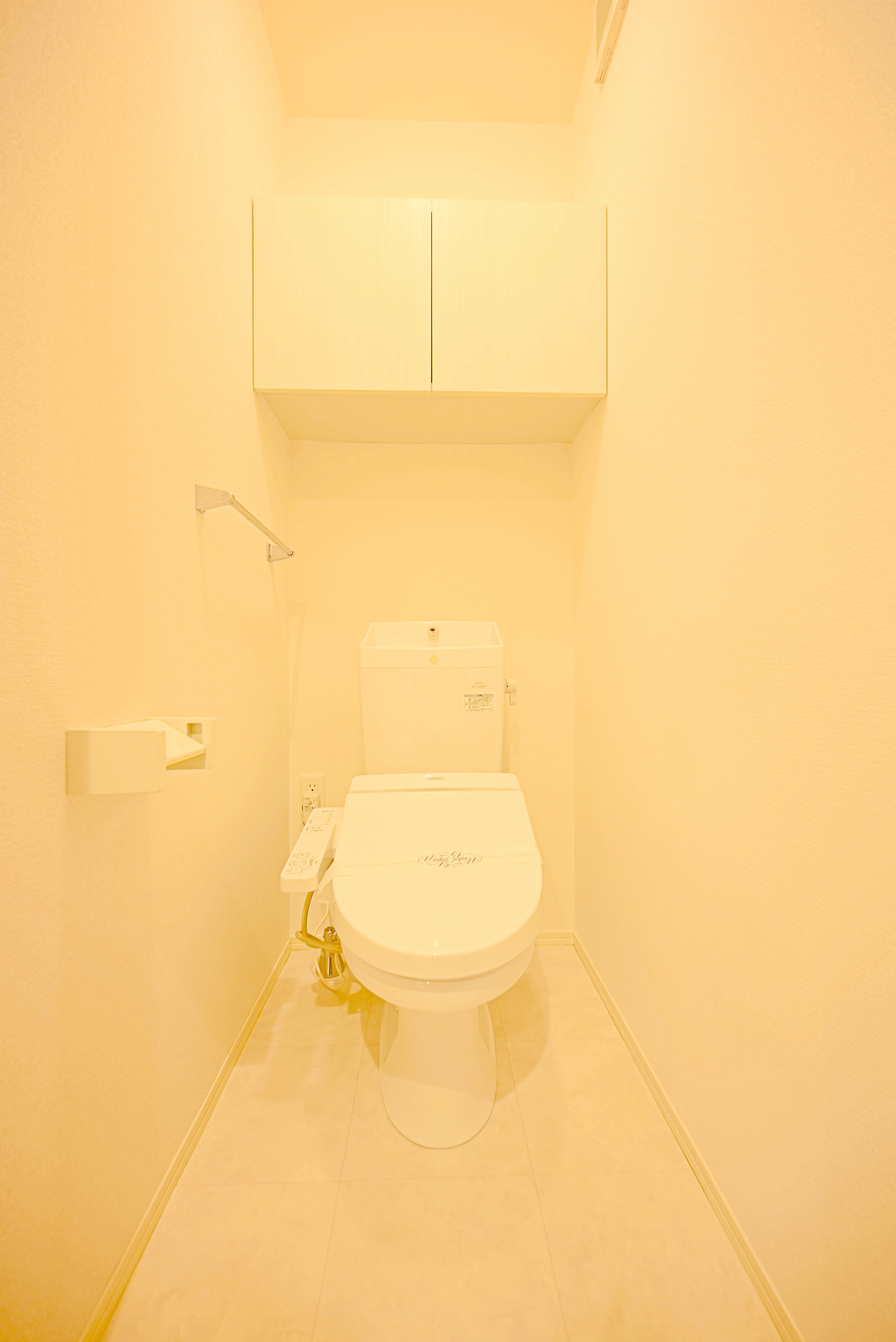 ＪＲ山陽本線 海田市駅 徒歩23分 2階建 築8年のトイレ写真
