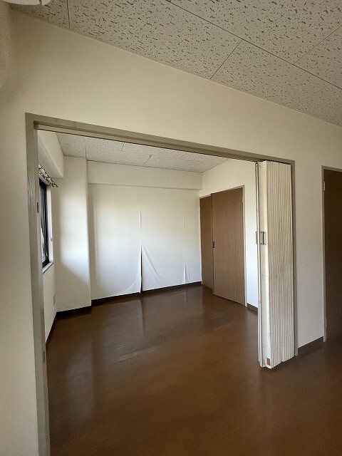 その他部屋・スペース　※別室同じ間取りの写真。現況を優先します。