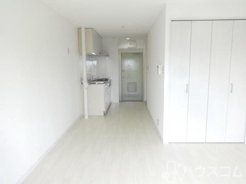 居室・リビング　明るいお部屋はいいですね☆