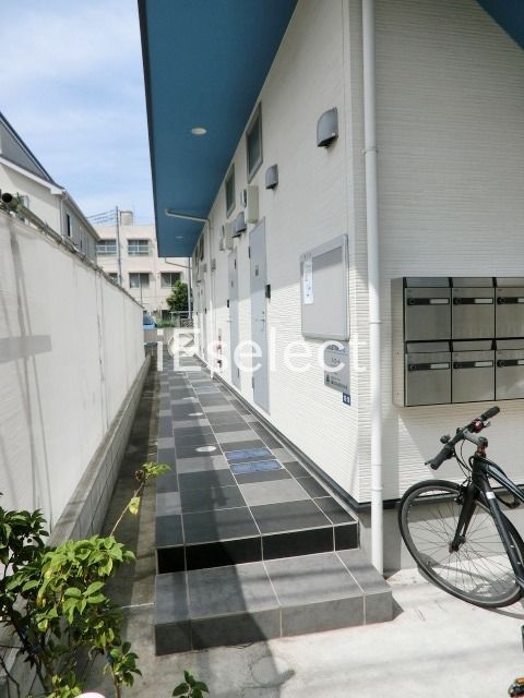 エントランス　こちらから各お部屋へ。