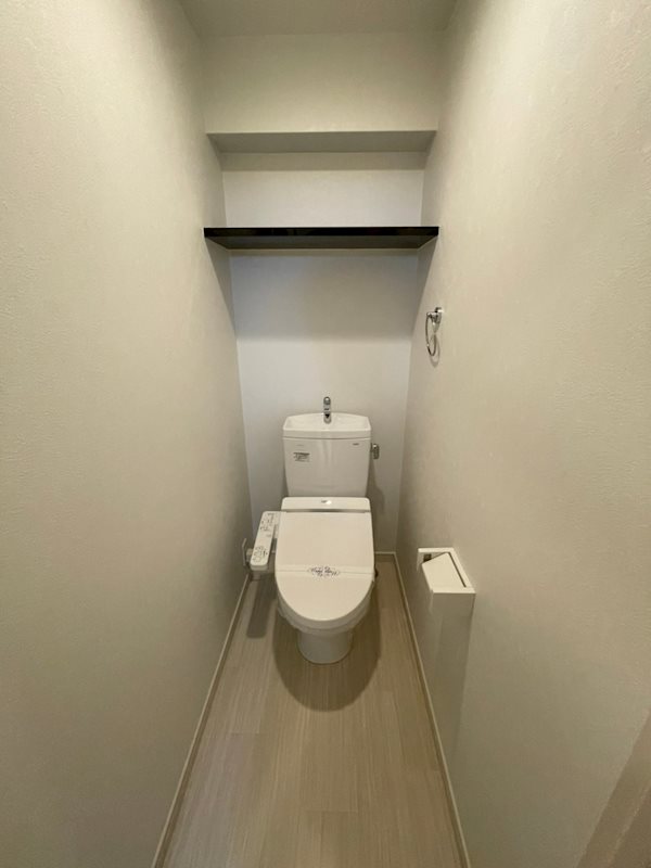 地下鉄箱崎線 千代県庁口駅 徒歩5分 14階建 築10年のトイレ写真
