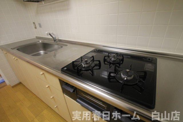 キッチン　※同間取り別部屋参考写真となります
