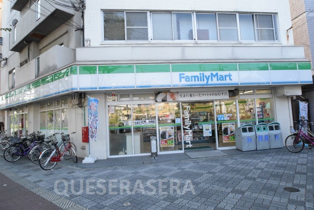 コンビニ　ファミリーマート大東町二丁目店（コンビニ）まで378m