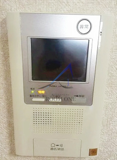 セキュリティ　モニター付きインターホンです。