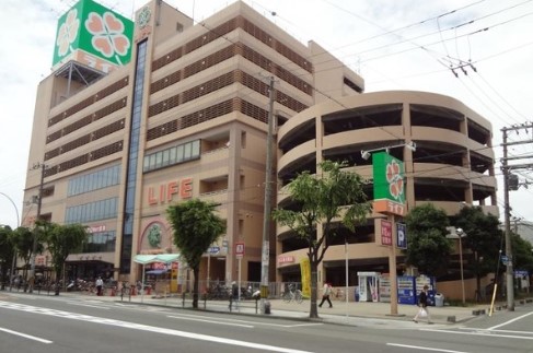 スーパー　ライフ今里店（スーパー）まで445m
