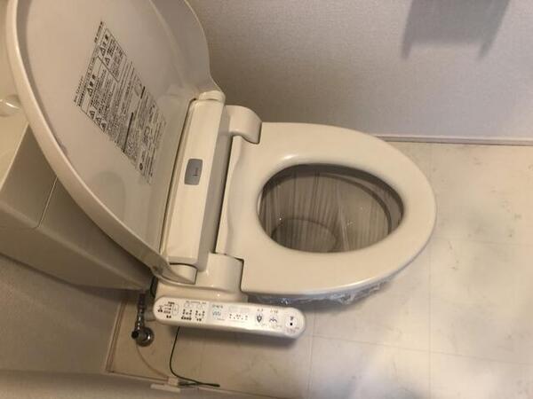 トイレ　同一仕様写真