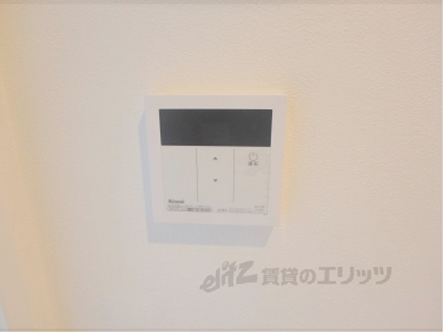 その他設備　給湯器リモコン