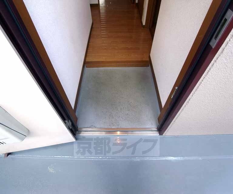キロックス向日町の玄関写真