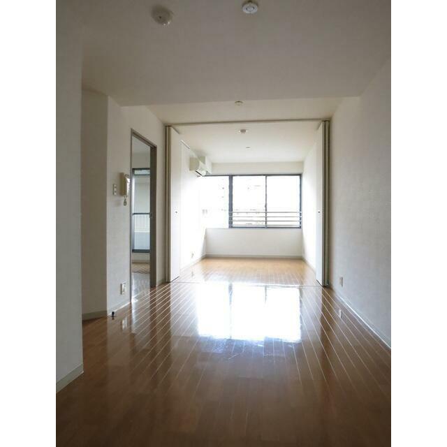 居室・リビング　※別部屋参考写真