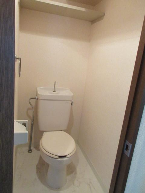 ベルビュー矢切弐番館のトイレ写真
