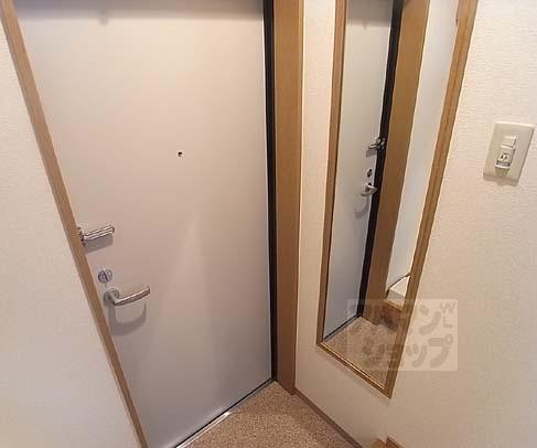 セレーノ御前蛸薬師の玄関写真