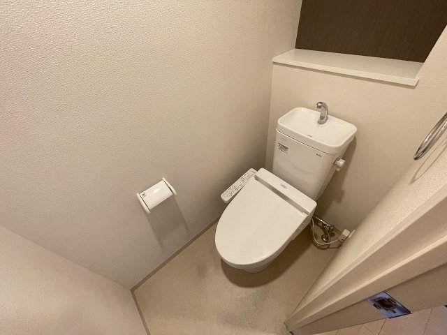 トイレ　トイレもきれいです