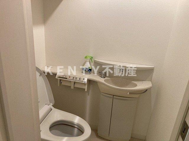 トイレ　コンパクトで使いやすいトイレです
