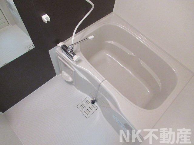 バス・シャワールーム　ゆったり過ごせるお風呂です