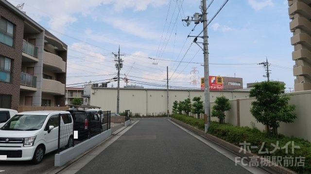 その他　前面道路（その他）まで1m