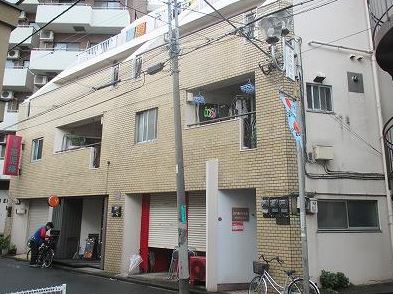 世田谷区北沢のマンションの建物外観