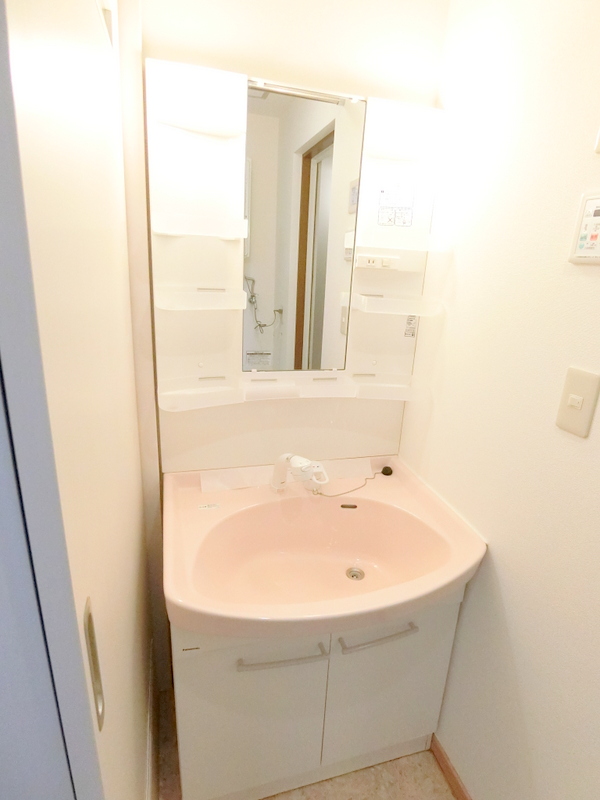 洗面設備　シャンドレはもはや必須アイテムですね！