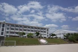 小学校　花高小学校（小学校）まで918m