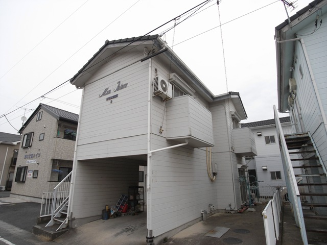 モンパレス伊勢崎第５－２号館の建物外観