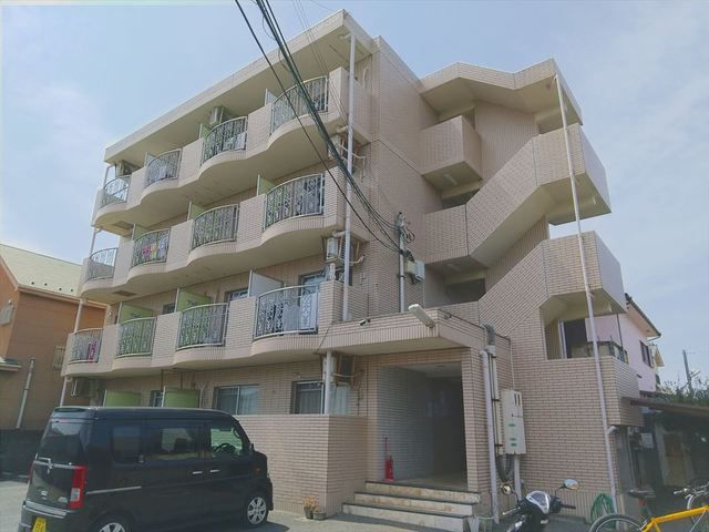 和歌山市野崎のマンションの建物外観