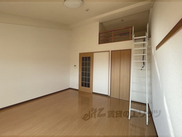 居室・リビング　洋室