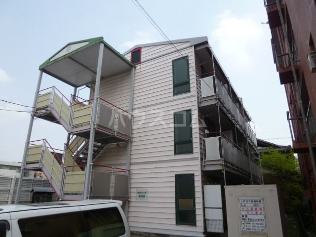 名古屋市中川区四女子町のマンションの建物外観