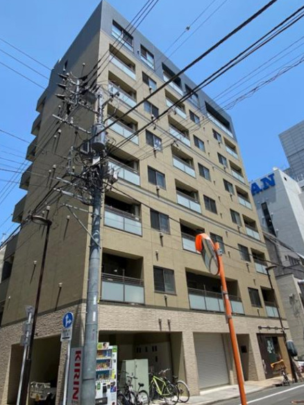 千代田区神田和泉町のマンションの建物外観