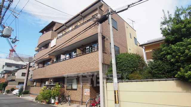 京都市中京区壬生東淵田町のマンションの建物外観