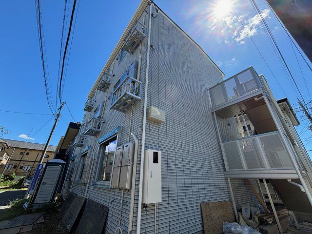 【川越市大字砂のアパートの建物外観】