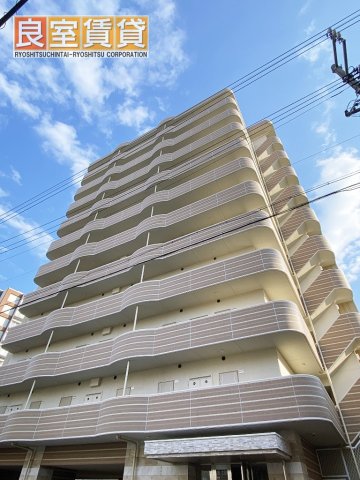 名古屋市中区新栄のマンションの建物外観