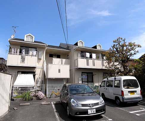 【京都市北区大宮田尻町のアパートの建物外観】