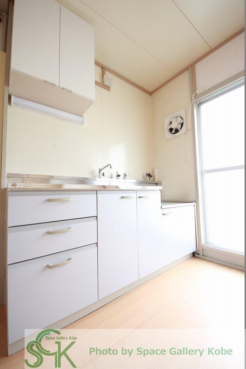 キッチン　※お部屋により仕様が異なる場合があります。