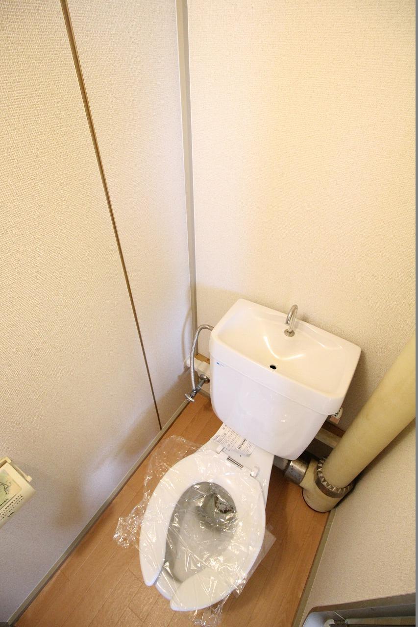 トイレ　※お部屋により仕様が異なる場合があります。