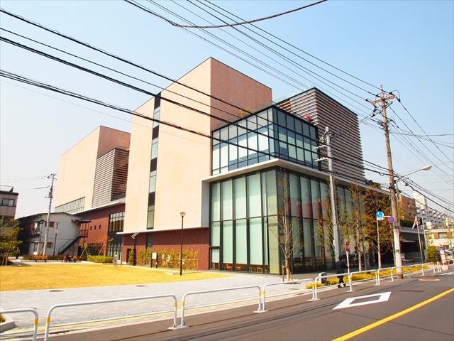 【荒川区荒川のアパートの図書館】