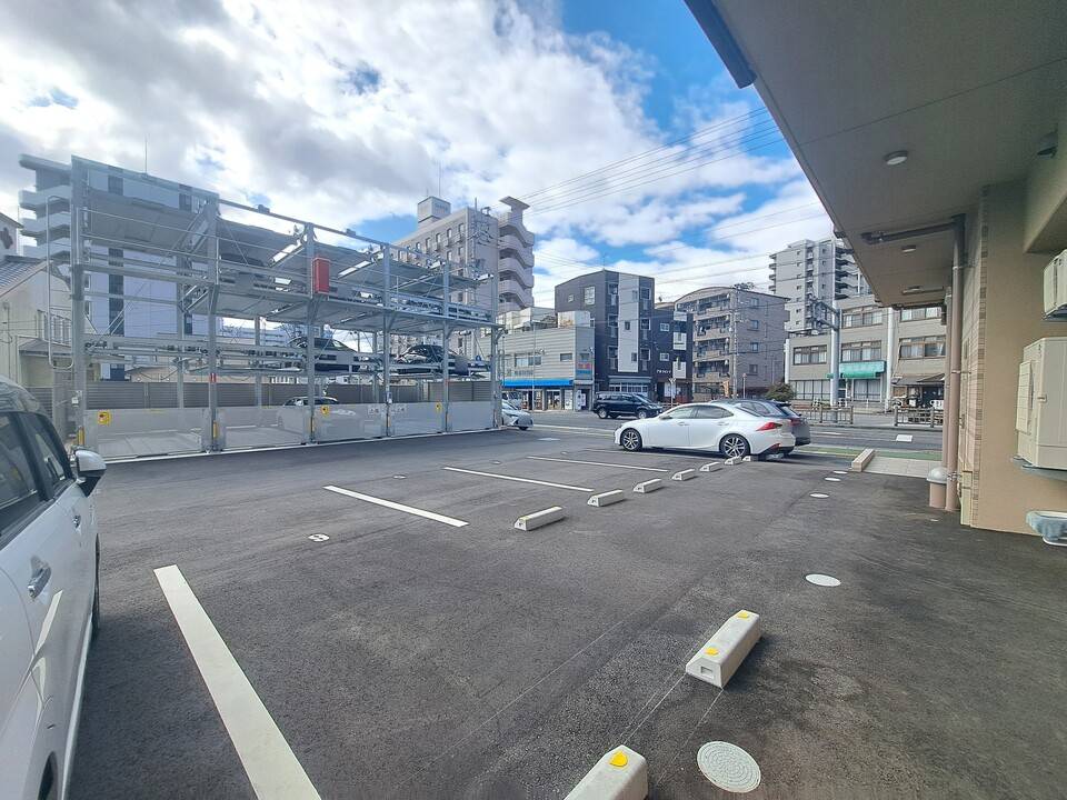 駐車場　駐車場