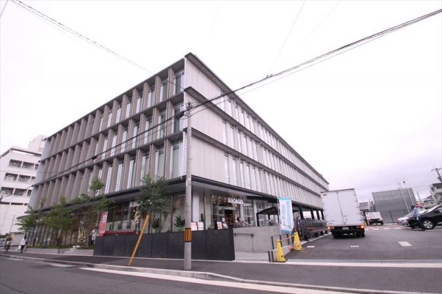 スーパー　阪急OASIS(オアシス) 西院店（スーパー）まで614m