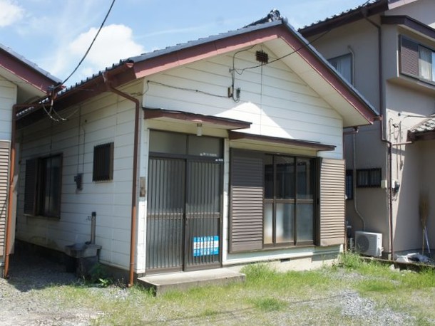 千渡貸家の建物外観
