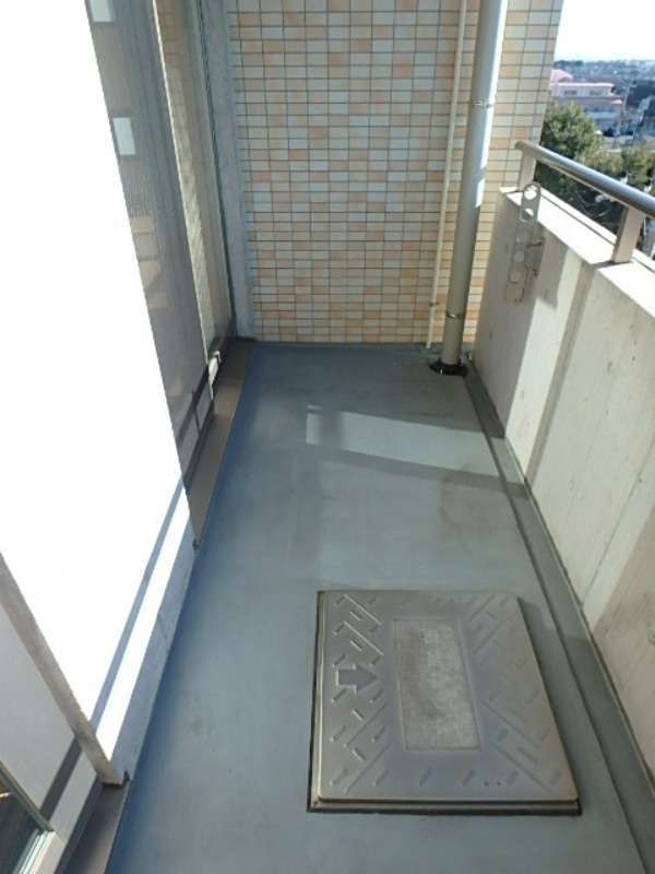 バルコニー　図面と現状に相違がある場合には現状を優先