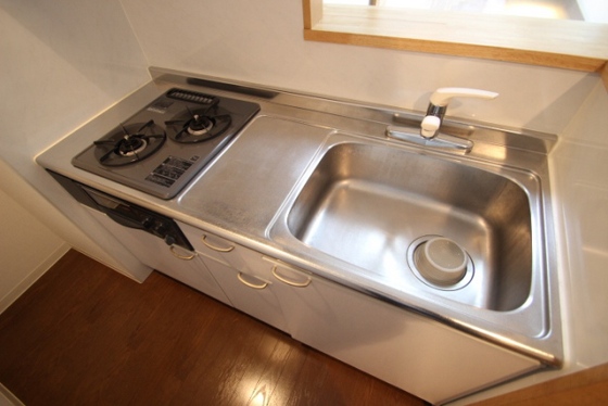 キッチン　※別部屋の写真です