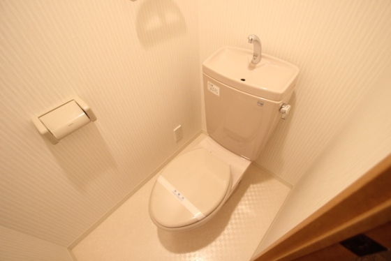 トイレ　※別部屋の写真です