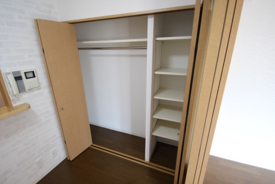 収納　※別部屋の写真です