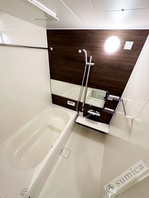 バス・シャワールーム　アクセントパネルがシックさをより引き立てます＾＾