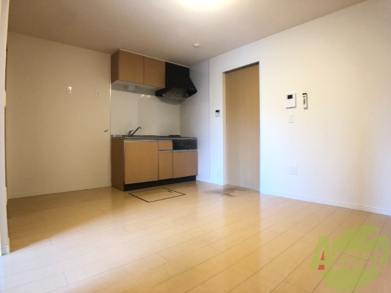 居室・リビング　広いリビングで家具もたくさん置けそうでいいですね。