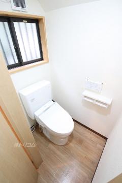 トイレ　シャワー付トイレ