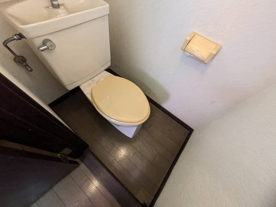 トイレ　トイレ